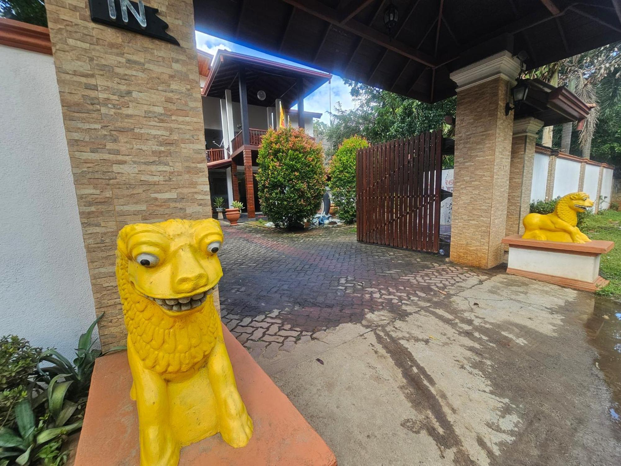Yala Safari Resort Tissamaharama Exterior photo