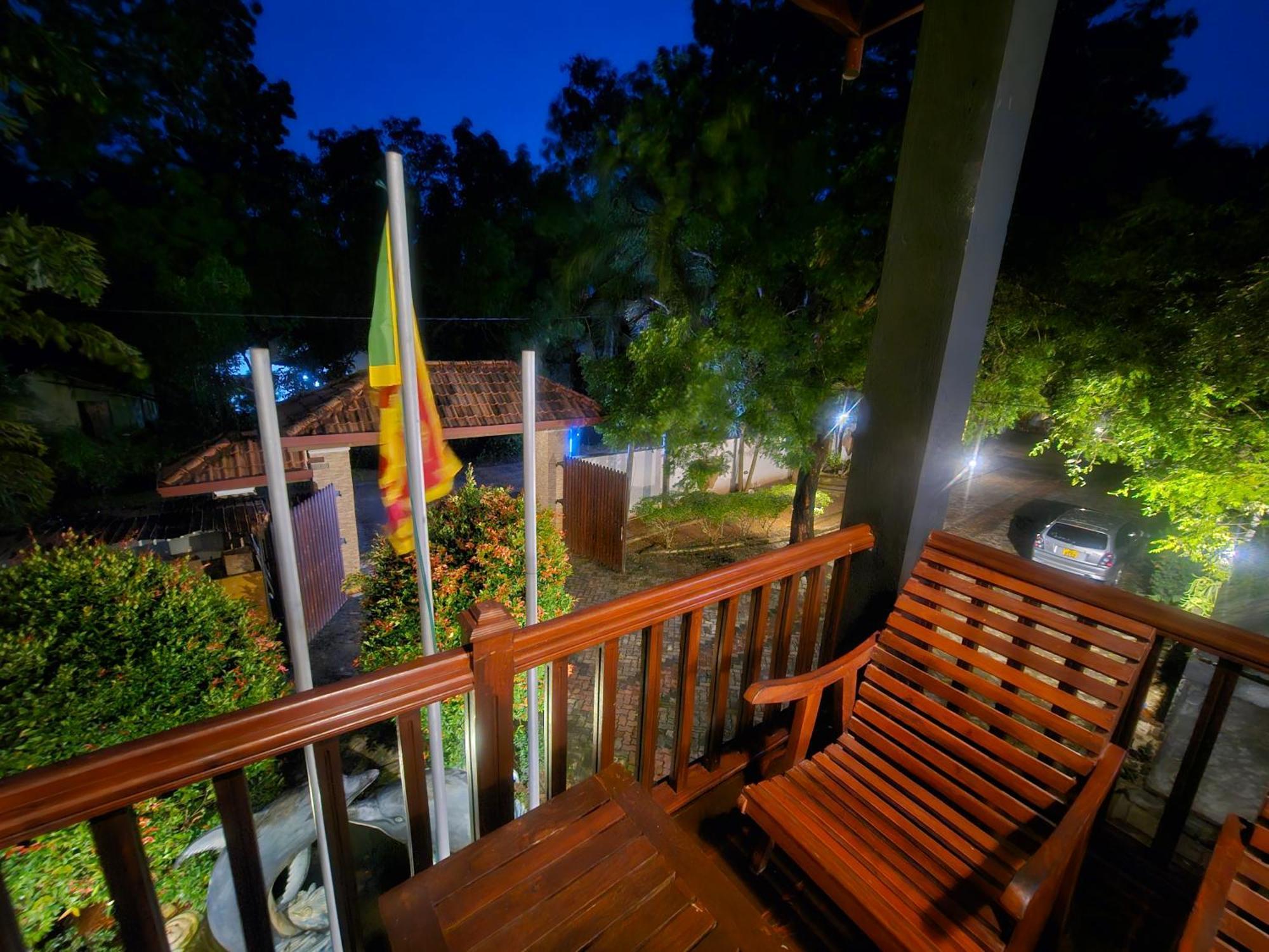 Yala Safari Resort Tissamaharama Exterior photo